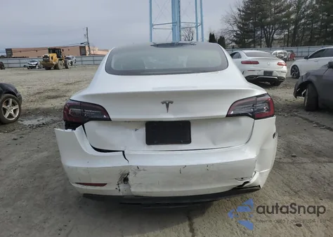 2023 Tesla Model 3 z USA, uszkodzony, nr VIN 5YJ3E1EA0PF487458